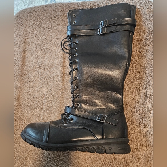 ♡ Black Women's Knee-High Lace-Up Boots - Picture 2 of 3